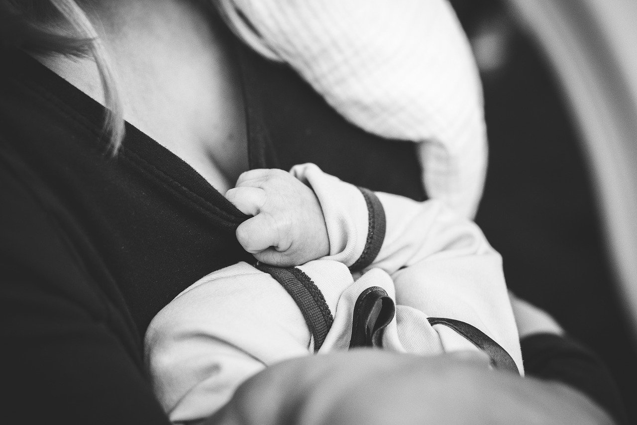 Quand et comment rattacher son bébé à sa mutuelle santé ? Webzine